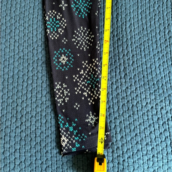 ⭐️ Lularoe navy leggings - Picture 4 of 5